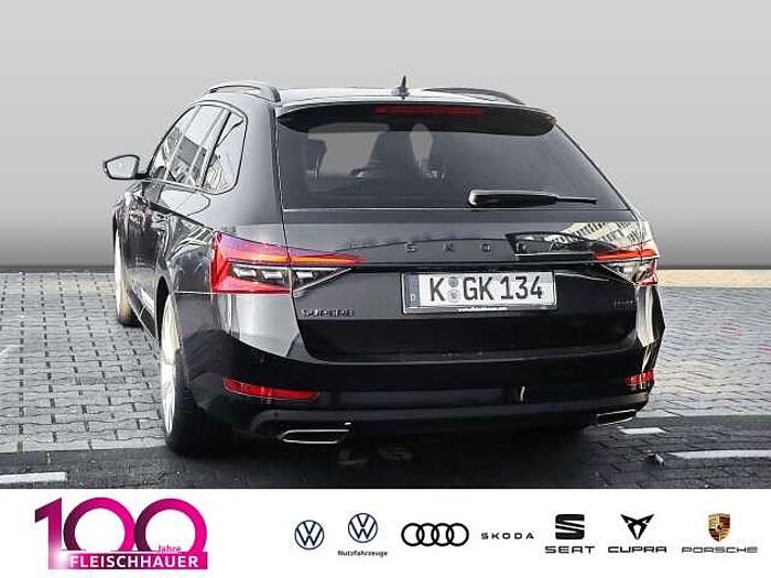 škoda superb combi - schwarz-magic perleffekt