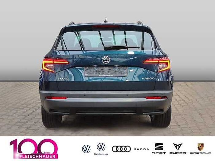 škoda karoq - lava-blau metallic