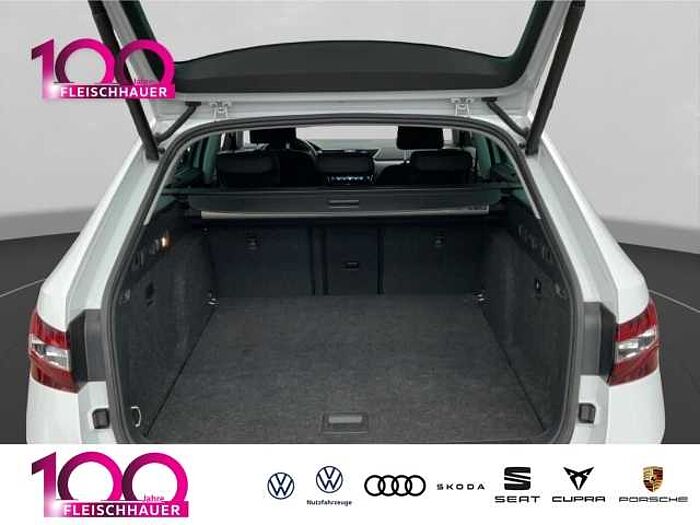 škoda superb combi - moon-weiss metallic