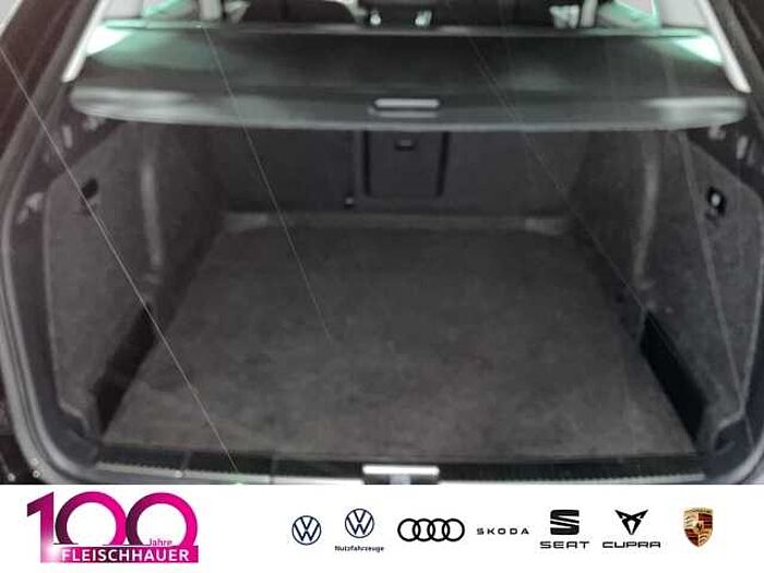 škoda superb combi - schwarz-magic perleffekt